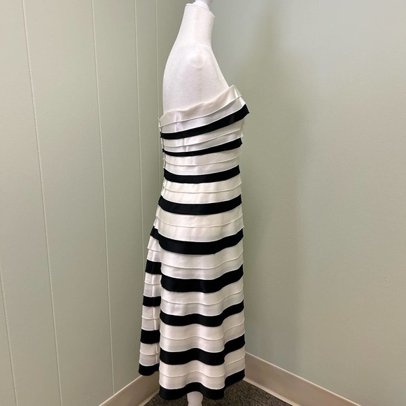 BCBG Black/White Satin LAYERED STRAPLESS Cocktail DRESS Size 12 - Picture 1 of 5